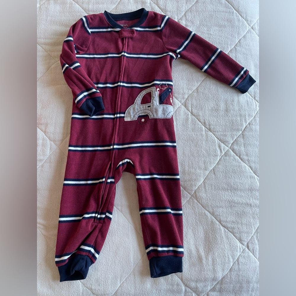 🎀 5 for $30 Carter’s 2T Zipper Fleece Truck Pajamas